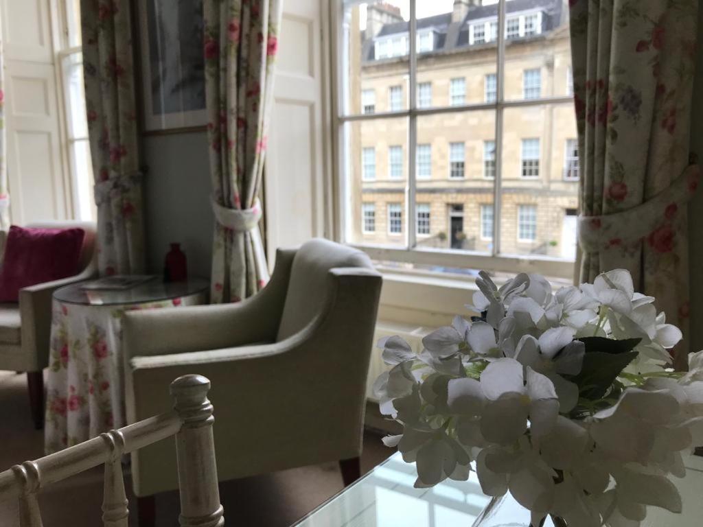 The Windsor Town House Ξενοδοχείο Μπαθ Εξωτερικό φωτογραφία The Drawing Room at The Bath and County Club