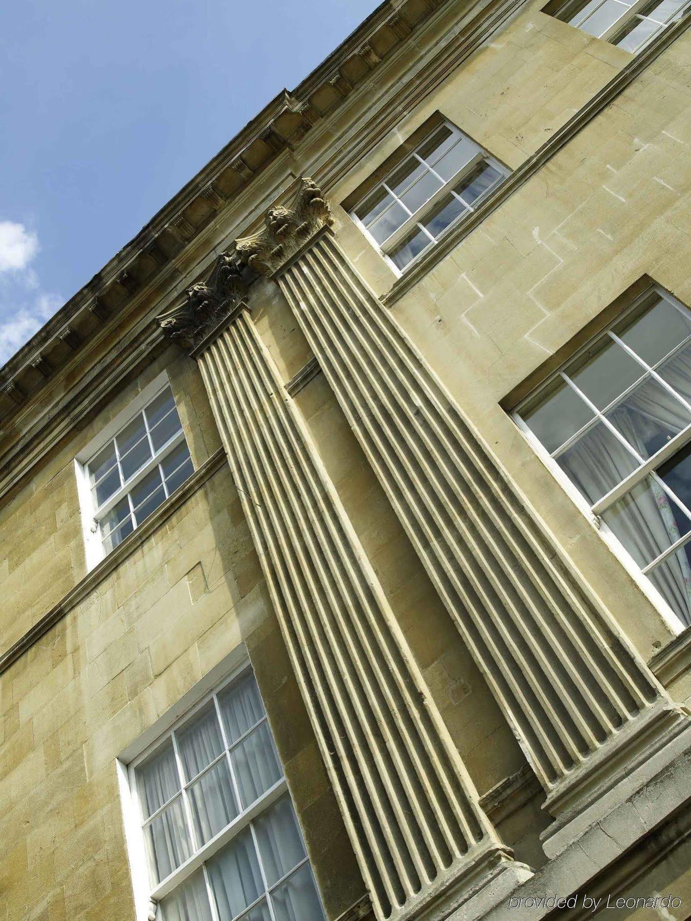 The Windsor Town House Ξενοδοχείο Μπαθ Εξωτερικό φωτογραφία The columns of the main building