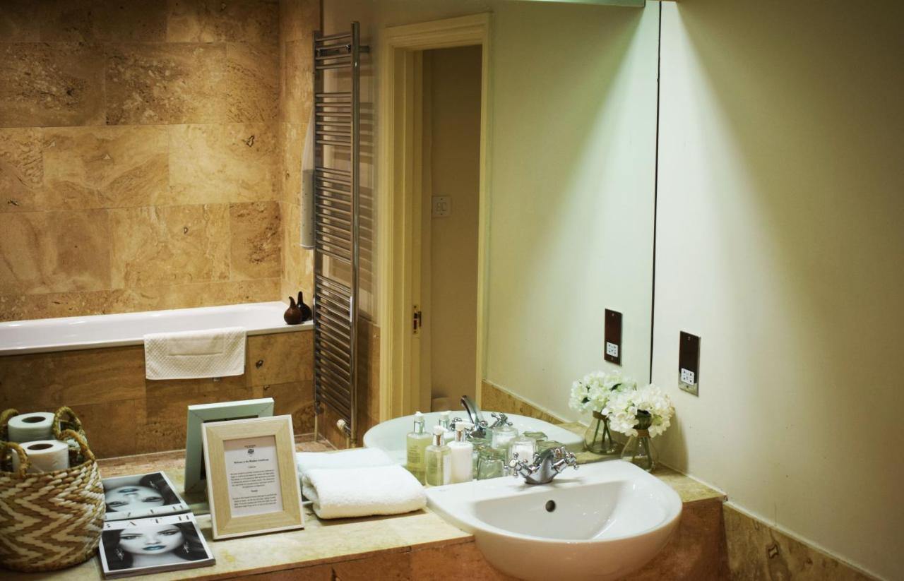 The Windsor Town House Ξενοδοχείο Μπαθ Εξωτερικό φωτογραφία Bathroom lighting
